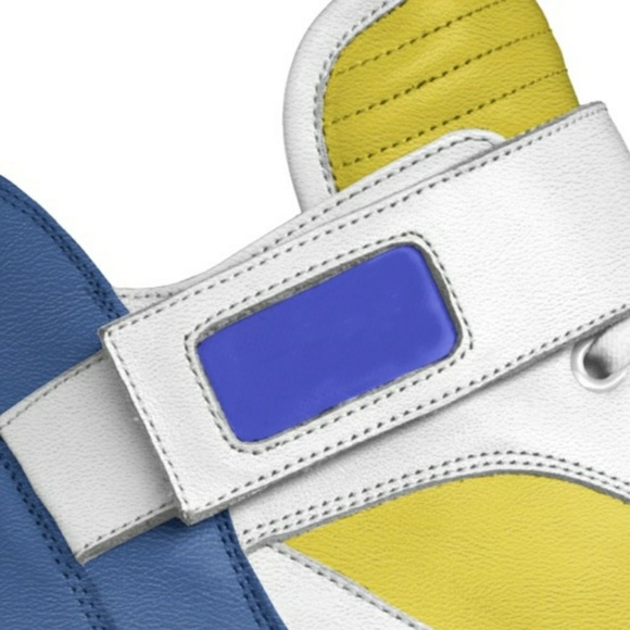 Shoes - Picture 3 of 5